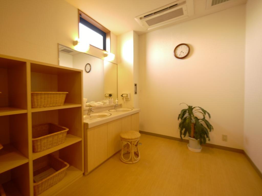 Hotel Route-Inn Yonezawa Ekihigashi Exteriör bild
